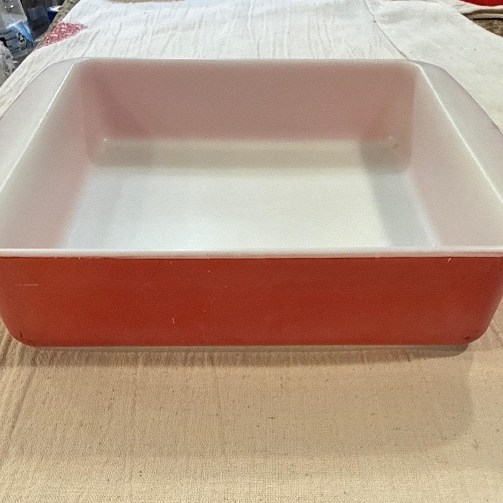 Vintage Pyrex 222 8 Inch Square Cake Dish Coral Pink Flamingo Milk Glass‎ Oven